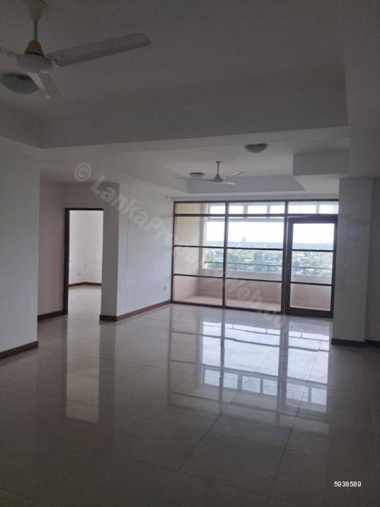 Apartment for sale in Rajagiriya