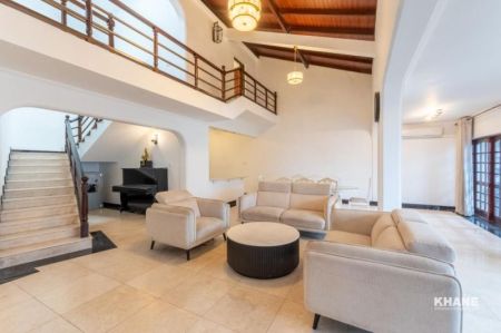 Living Room - Luxury House For Rent | Reid Avenue, Colombo 07