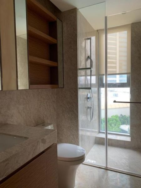 Bathroom - Shangri-La - 03 Bedroom Unfurnished Apartment for Sale in Colombo 02 (A2728)