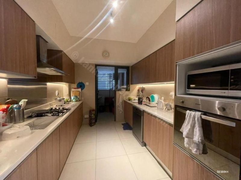 Kitchen - Apartment for sale in Colombo 5