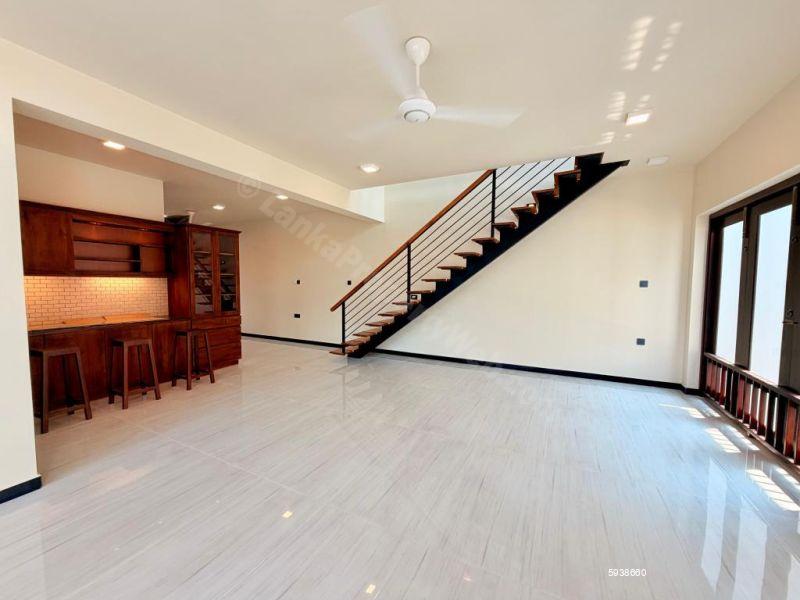 House for sale in Battaramulla