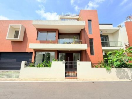 Exterior - Thalawathugoda Gated Community Luxury House For Sale Prime Location 