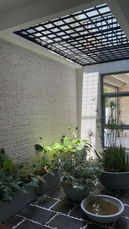 Exterior - Luxury 4BR House for Rent in Rosmead Place, Colombo 07 | Monthly Rent LKR 800,000 (HS4877)