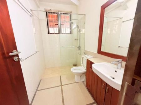 Bathroom - Colombo 05 Luxury House for Sale in prime location 