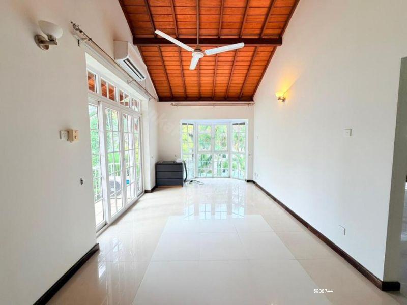 House for sale in Colombo 5