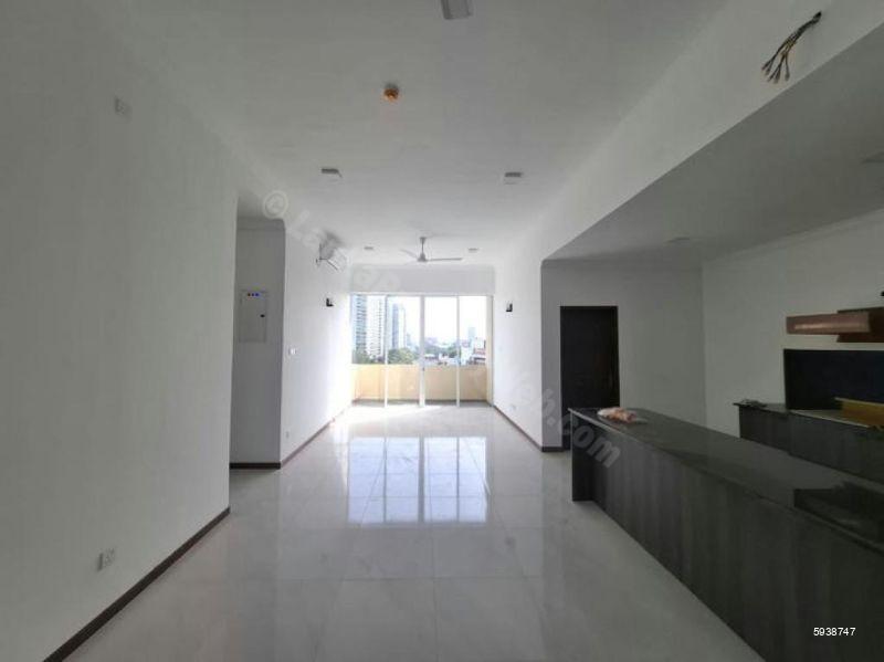 Apartment for sale in Colombo 5