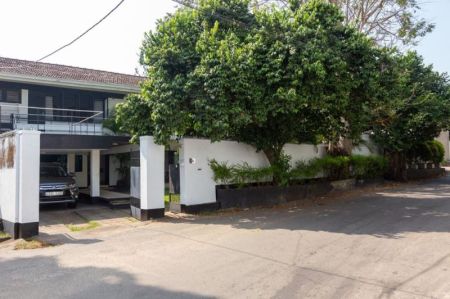 Exterior - Nawala Luxury House For Sale in Prime Location 