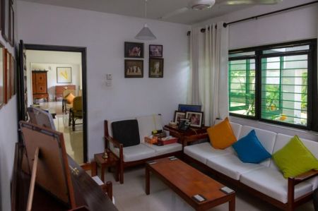 Living Room - Nawala Luxury House For Sale in Prime Location 