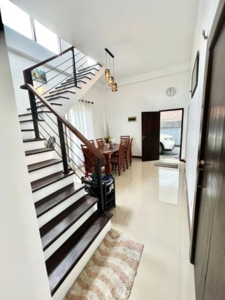 Living Room - Attidiya Dehiwala 5 Bedroom Modern House For Sale 