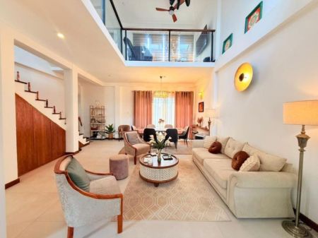 Living Room - Thalawathugoda 3 BR Luxury House For Sale in Kalalgoda 