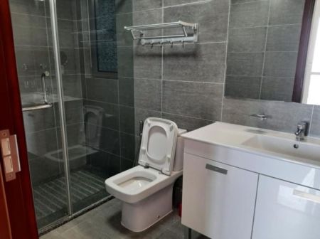 Bathroom - Astoria - 02 Bedroom Furnished Apartment for Sale in Colombo 03 (A1115)