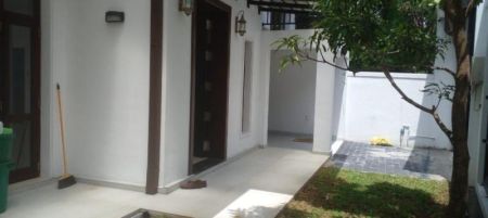 Exterior - 4 Bed House for Sale in Battaramulla 