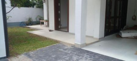 Exterior - 4 Bed House for Sale in Battaramulla 