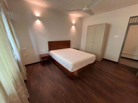Bedroom - Beautifully Renovated Colombo 03 Apartment