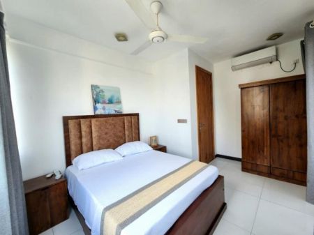 Bedroom - 3 Bed Luxury Apartment for Rent | Florida Apartment, Colombo 05 | LKR 400,000 / month (Ref: EM043MI)