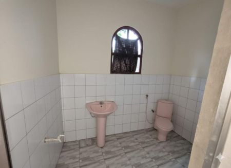 Bathroom - (HH281) House for Sale in Kadawatha