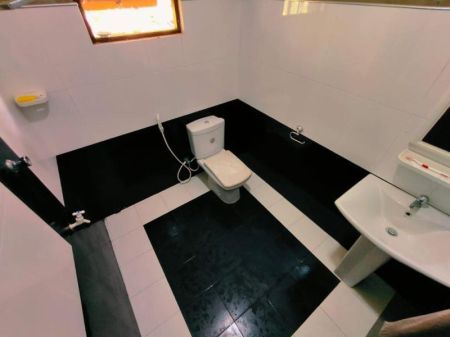 Bathroom - (KH386) Two Storey House for Sale in Balapitiya