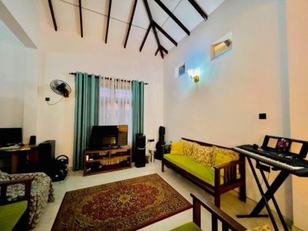 Living Room - (DH877) Modern Two Storey House for Sale in Dalupotha, Negombo