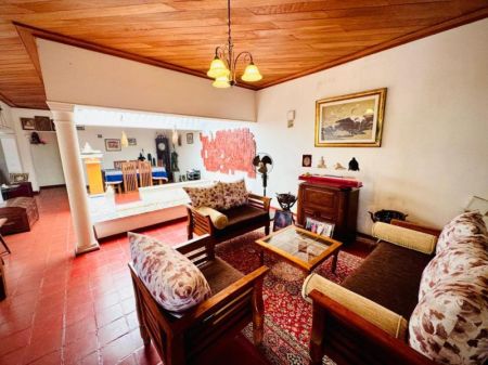 Living Room - (SH1080) Spacious Two Storey House for Sale in Hokandara