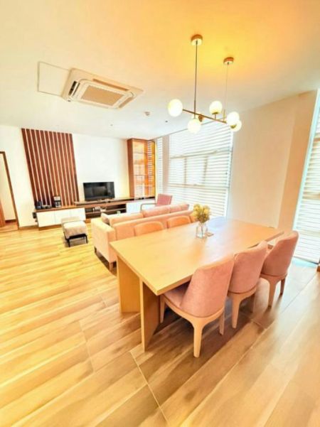 Dining room - 03 Bedroom Furnished Apartment for Rent in Colombo 08 (A5844)
