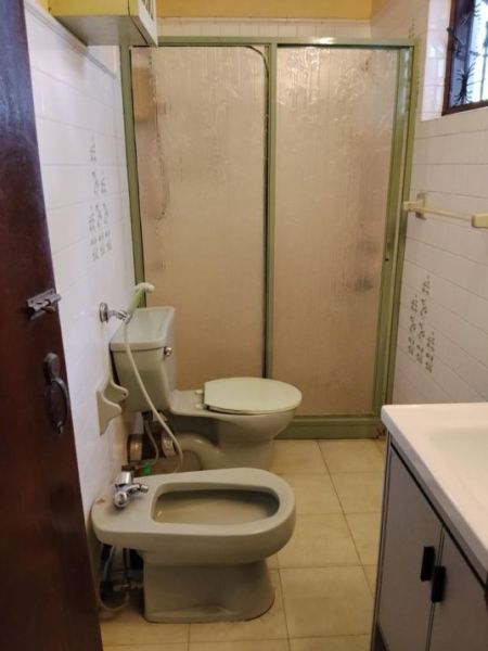 Bathroom - House for rent in Nawala 