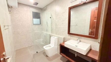 Bathroom - (SH1415) Two Storey Luxury House for Sale in Thalahena