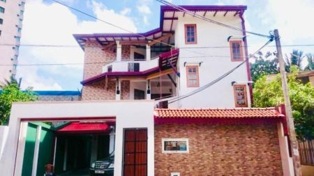 Exterior - (SR1553) Luxury Three Storey House for Rent in Rajagiriya