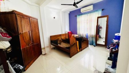 Living Room - (SR1553) Luxury Three Storey House for Rent in Rajagiriya