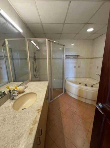 Bathroom - Hyde Park - 03 Bedroom Furnished Apartment for Rent in Colombo 02 (A4306)-RENTED