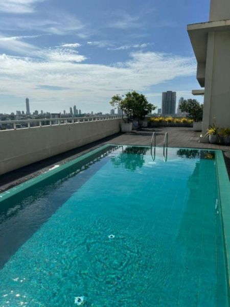 Exterior - Treasure Trove - 02 Bedroom Unfurnished Apartment for Sale in Colombo 08 (A5491)