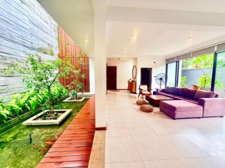 Living Room - Pannipitiya 4 BR Architecture House For Sale in Thalawathugoda 