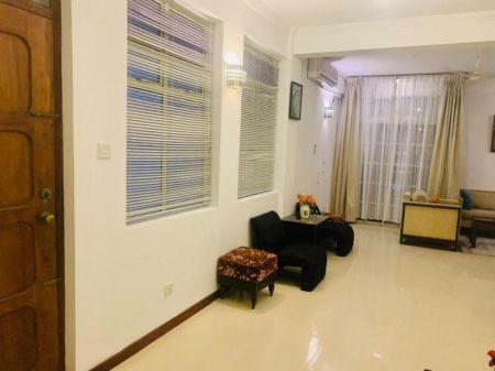 Living Room - Fully Furnished 3 BR Penthouse Apartment for rent in Colombo 6 