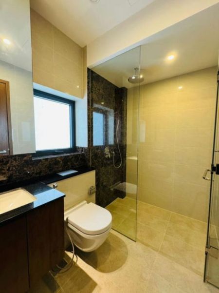 Bathroom - Capitol Twinpeaks- 03 Bedroom Furnished Apartment for Rent in Colombo 02 (A4071)