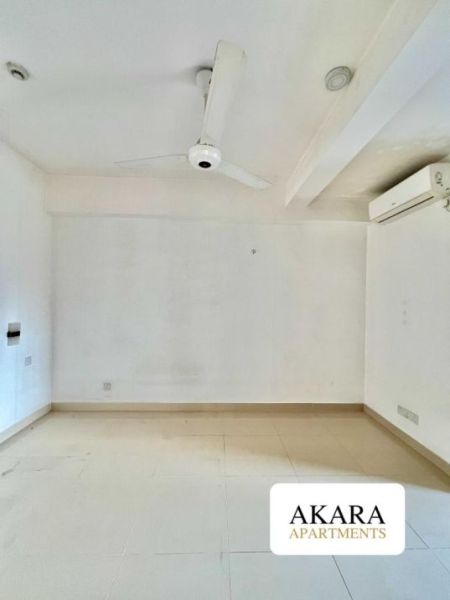 Bathroom - Treasure Trove Residences Unfurnished Apartment for Sale - A40636