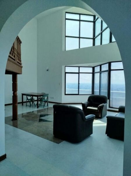 Living Room - Royal Park - 05 Bedroom Furnished Penthouse for Rent in  Rajagiriya (A5778)