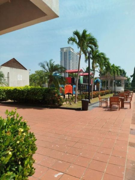 Exterior - Royal Park - 05 Bedroom Furnished Penthouse for Rent in  Rajagiriya (A5778)