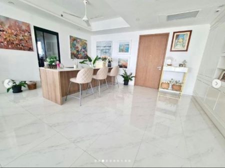 Living Room - Capitol TwinPeaks - 04 Bedroom Unfurnished Apartment for Sale in Colombo 02 (A3444)