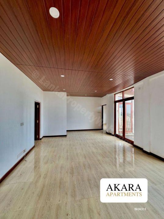 Kitchen - Apartment for sale in Battaramulla