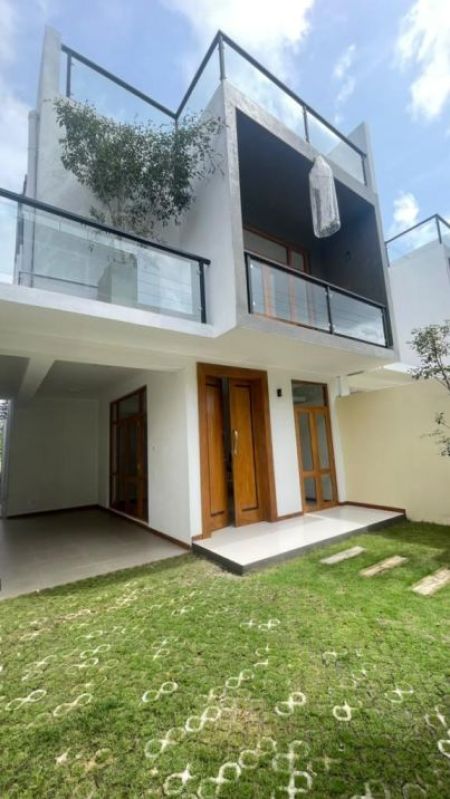 Exterior - Unfurnished 4 BR Brand New House for rent in Battaramulla 