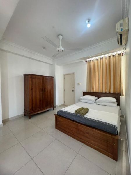 Bedroom - Colombo 05 3BHK Fully Furnished Apartment Available for Long-Term Rental. (CSMP202)