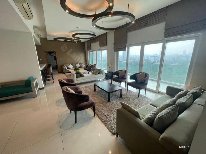 Living Room - Apartment for sale in Rajagiriya