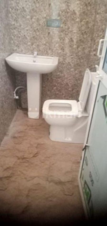 Bathroom - House For Rent In Dehiwala ( File No 5581b)
