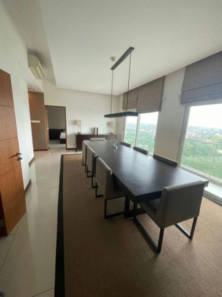 Dining room - Sky Garden - 04 Bedroom Furnished Apartment for Sale in Rajagiriya (A1999)