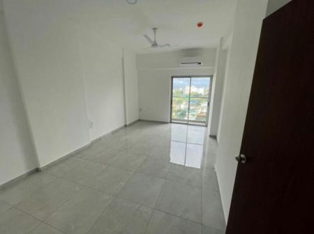Bathroom - Iconic Galaxy - 03 Bedroom Unfurnished Apartment for Sale in Rajagiriya (A2149)