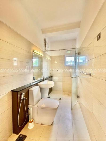 Bathroom - Castle Regency Unfurnished Apartment for Sale - A16075