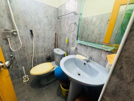 Bathroom - (RH658) Two Storey House for Sale in Panadura