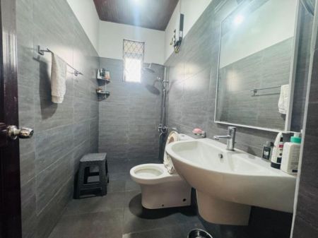 Bathroom - (RH658) Two Storey House for Sale in Panadura