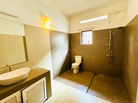 Bathroom - (PH635) Two Storey House for Sale in Boralesgamuwa