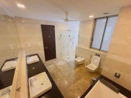 Bathroom - 4 Bedroom Penthouse for Rent in 7th Sense