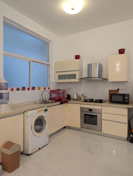 Kitchen - Apartment for sale in Mount Lavinia 